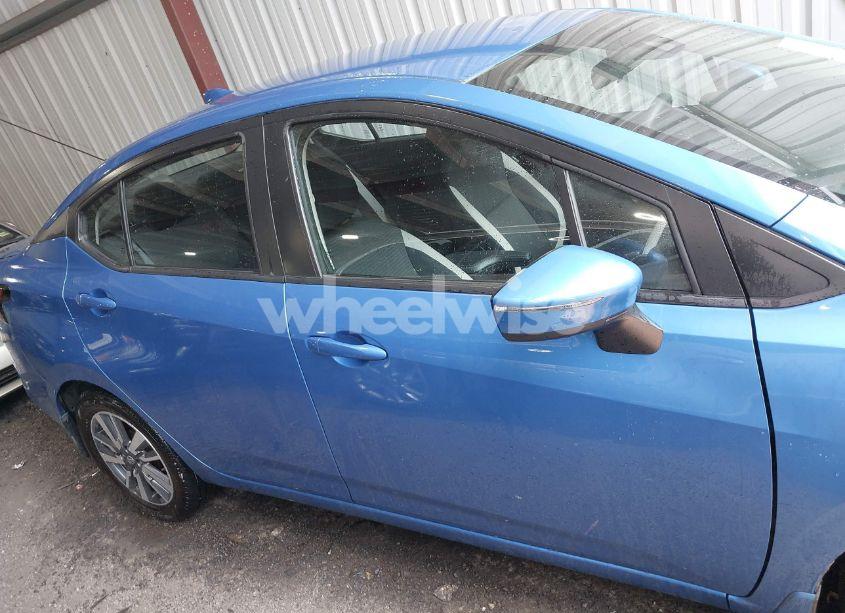 Photo 13 of 2020 Nissan Versa SV XTRONIC CVT (VIN 3N1CN8EV5LL830436)