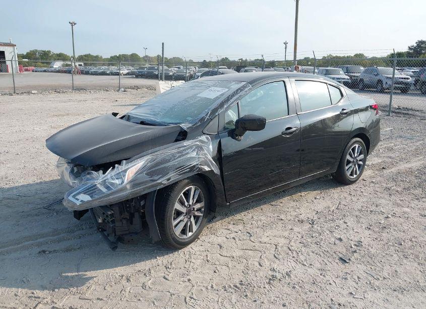 Photo 2 of 2020 Nissan Versa SV XTRONIC CVT (VIN 3N1CN8EV5LL842313)