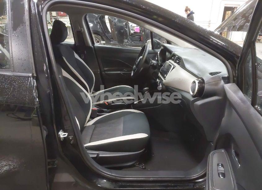 Photo 5 of 2020 Nissan Versa SV XTRONIC CVT (VIN 3N1CN8EV5LL866966)