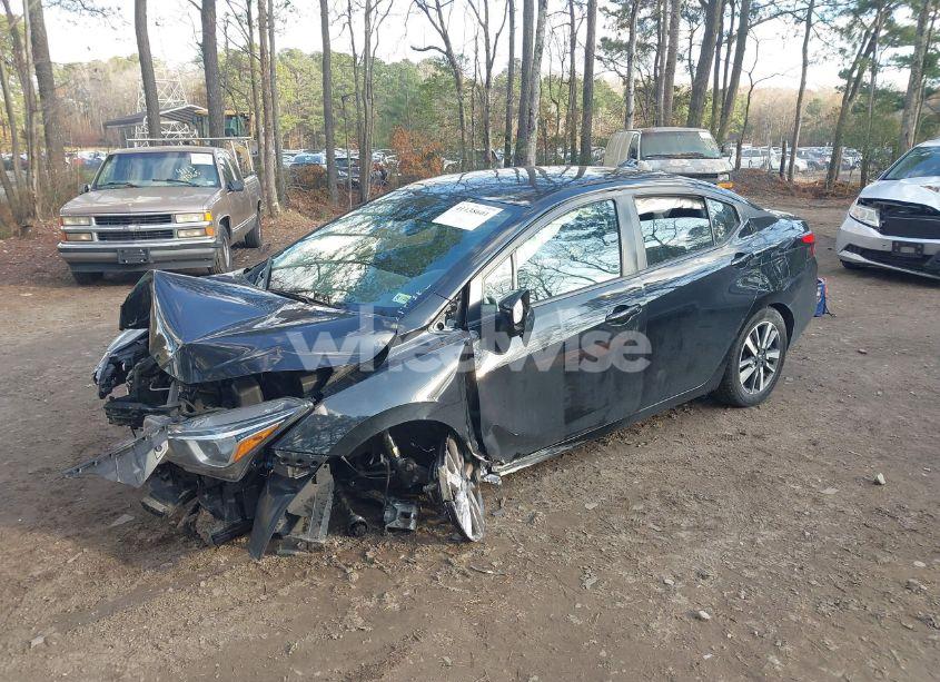 Photo 2 of 2020 Nissan Versa SV XTRONIC CVT (VIN 3N1CN8EV5LL867034)