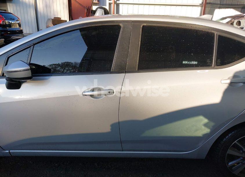 Photo 14 of 2021 Nissan Versa SV XTRONIC CVT (VIN 3N1CN8EV5ML817865)