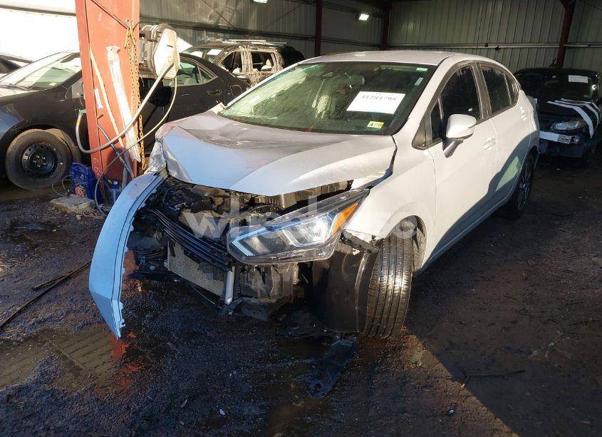 Photo 2 of 2021 Nissan Versa SV XTRONIC CVT (VIN 3N1CN8EV5ML817865)