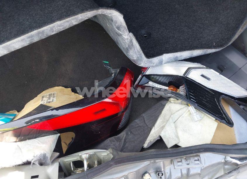 Photo 18 of 2021 Nissan Versa SV XTRONIC CVT (VIN 3N1CN8EV5ML826677)