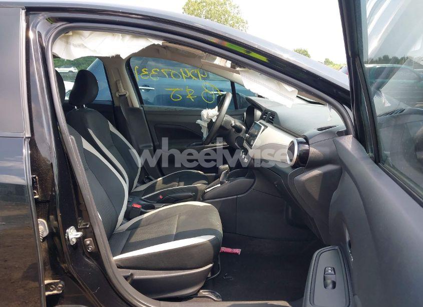 Photo 5 of 2021 Nissan Versa SV XTRONIC CVT (VIN 3N1CN8EV5ML829885)