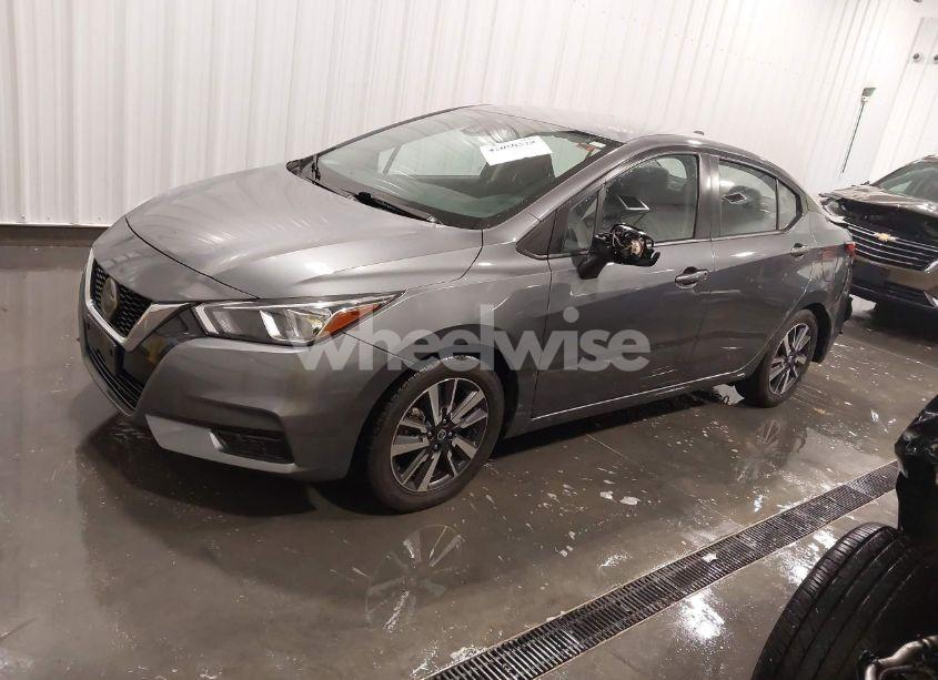 Photo 2 of 2021 Nissan Versa SV XTRONIC CVT (VIN 3N1CN8EV5ML853958)