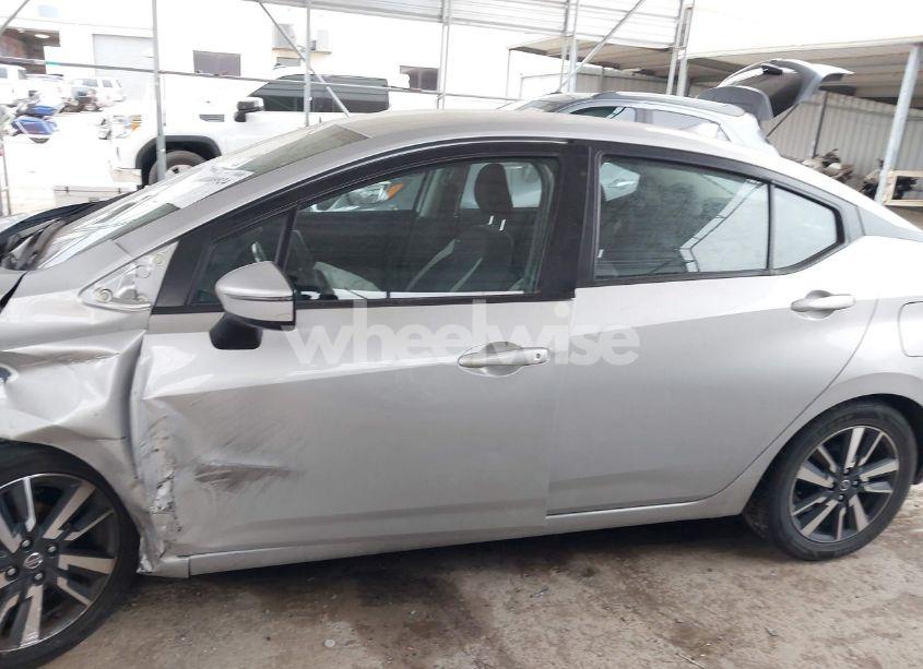 Photo 14 of 2021 Nissan Versa SV XTRONIC CVT (VIN 3N1CN8EV5ML871666)