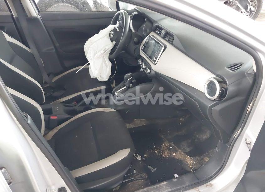 Photo 5 of 2021 Nissan Versa SV XTRONIC CVT (VIN 3N1CN8EV5ML871666)