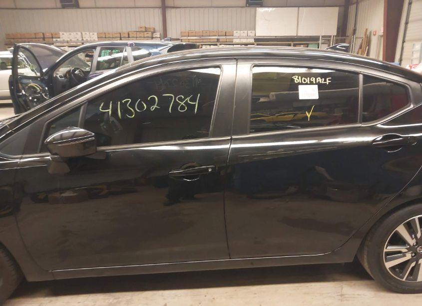 Photo 14 of 2021 Nissan Versa SV XTRONIC CVT (VIN 3N1CN8EV5ML885762)