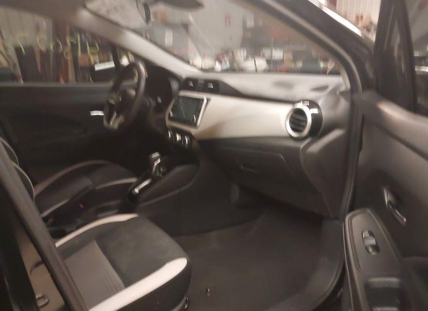 Photo 5 of 2021 Nissan Versa SV XTRONIC CVT (VIN 3N1CN8EV5ML885762)