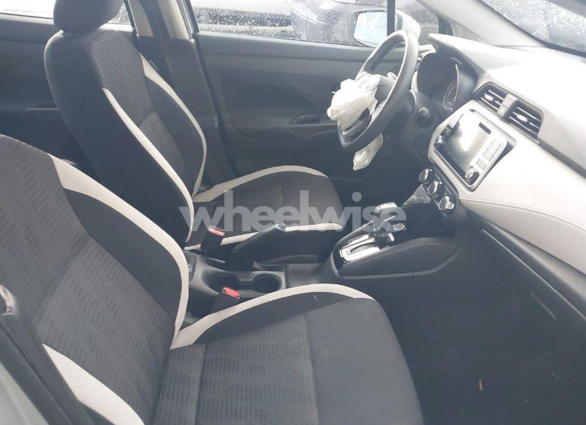 Photo 5 of 2021 Nissan Versa SV XTRONIC CVT (VIN 3N1CN8EV5ML889634)