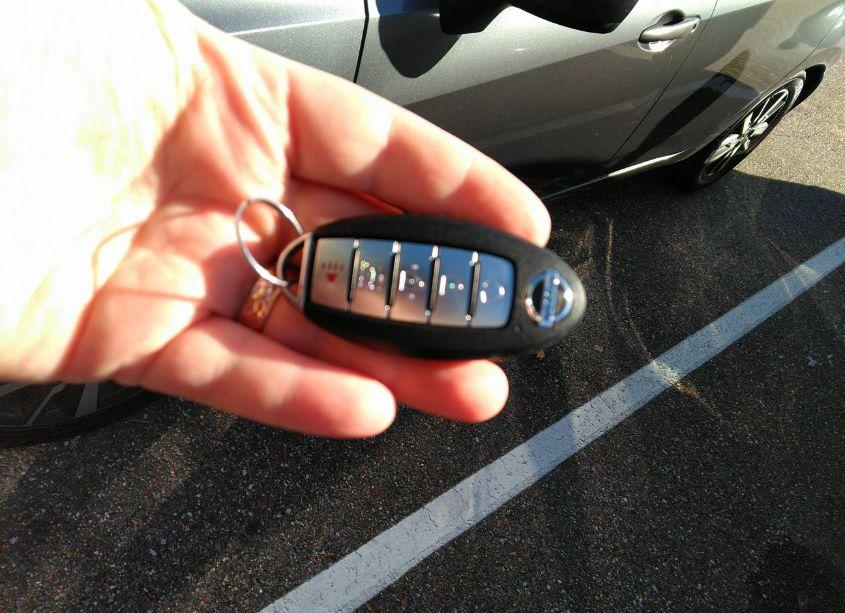 Photo 11 of 2021 Nissan Versa SV XTRONIC CVT (VIN 3N1CN8EV5ML893537)