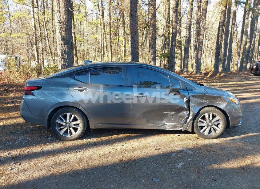 Photo 13 of 2020 Nissan Versa SV XTRONIC CVT (VIN 3N1CN8EV6LL812494)