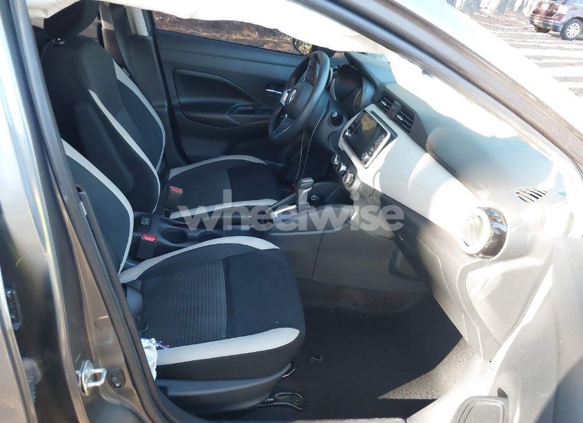 Photo 5 of 2020 Nissan Versa SV XTRONIC CVT (VIN 3N1CN8EV6LL812494)