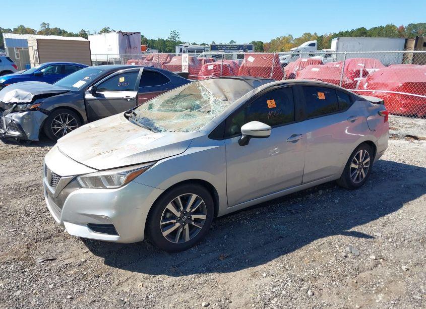 Photo 2 of 2020 Nissan Versa SV XTRONIC CVT (VIN 3N1CN8EV6LL841042)