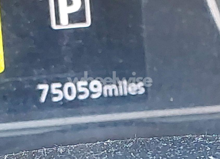 Photo 15 of 2020 Nissan Versa SV XTRONIC CVT (VIN 3N1CN8EV6LL865423)