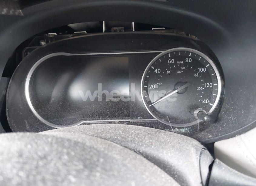 Photo 7 of 2020 Nissan Versa SV XTRONIC CVT (VIN 3N1CN8EV6LL880682)