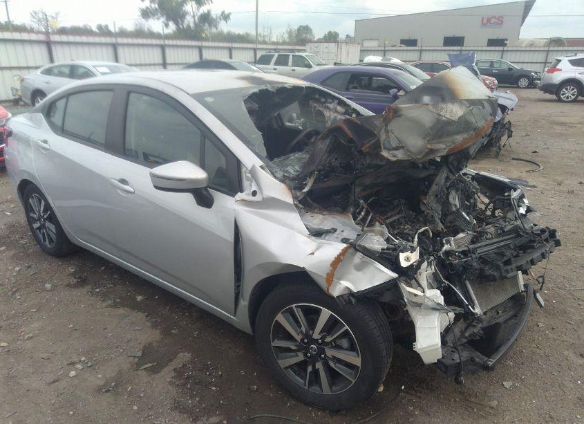 2020 Nissan Versa SV XTRONIC CVT (VIN 3N1CN8EV6LL882934) main photo