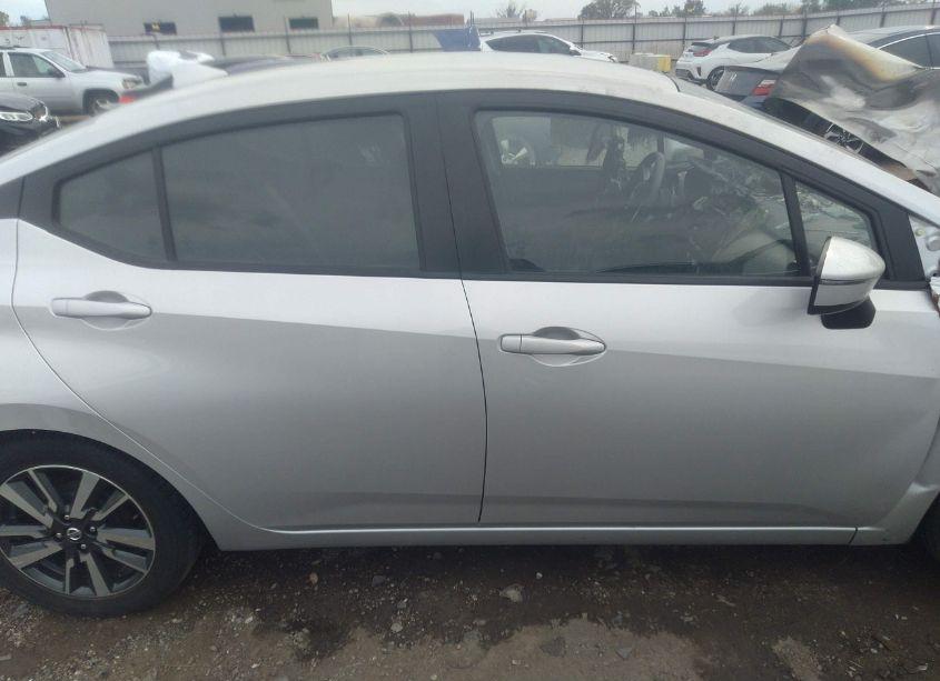 Photo 13 of 2020 Nissan Versa SV XTRONIC CVT (VIN 3N1CN8EV6LL882934)