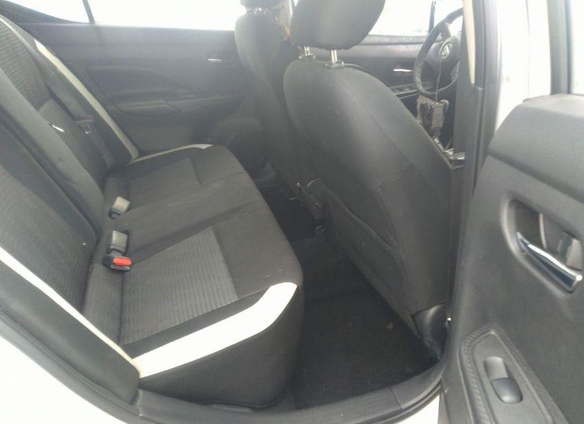 Photo 8 of 2020 Nissan Versa SV XTRONIC CVT (VIN 3N1CN8EV6LL882934)