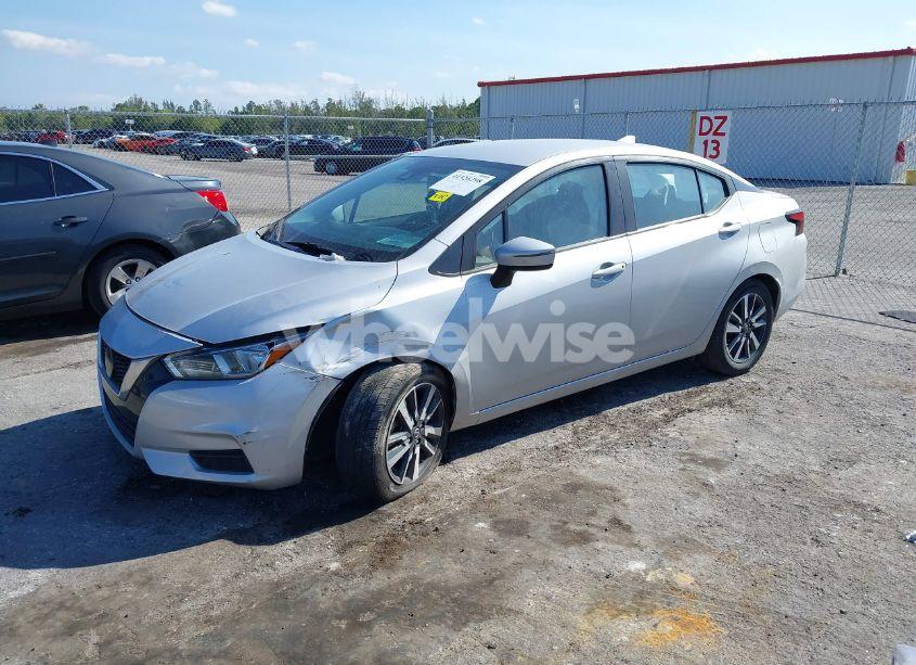 Photo 2 of 2021 Nissan Versa SV XTRONIC CVT (VIN 3N1CN8EV6ML835579)