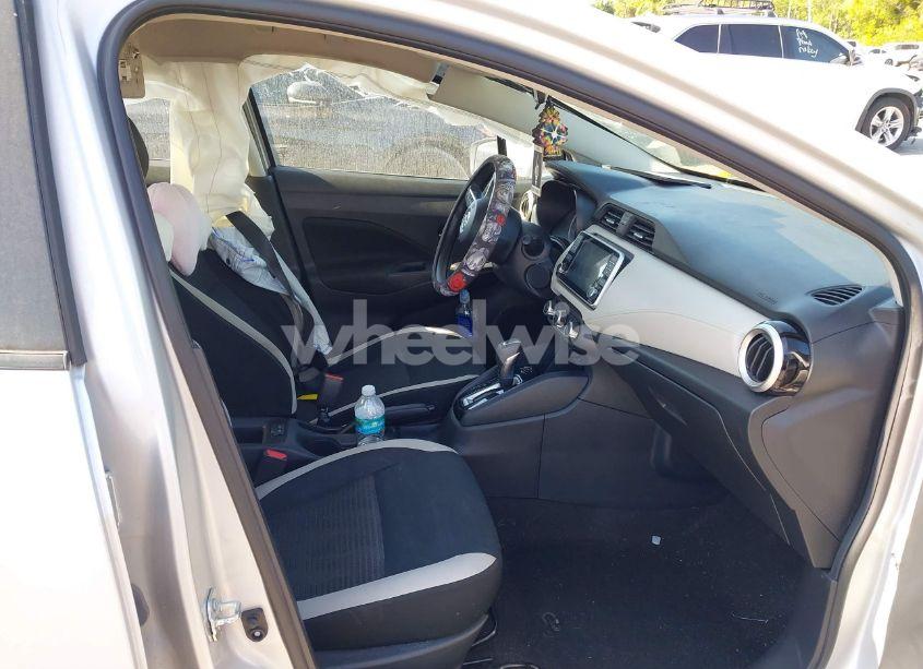 Photo 5 of 2021 Nissan Versa SV XTRONIC CVT (VIN 3N1CN8EV6ML835579)