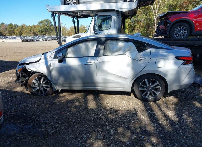 Photo 14 of 2021 Nissan Versa SV XTRONIC CVT (VIN 3N1CN8EV6ML836893)