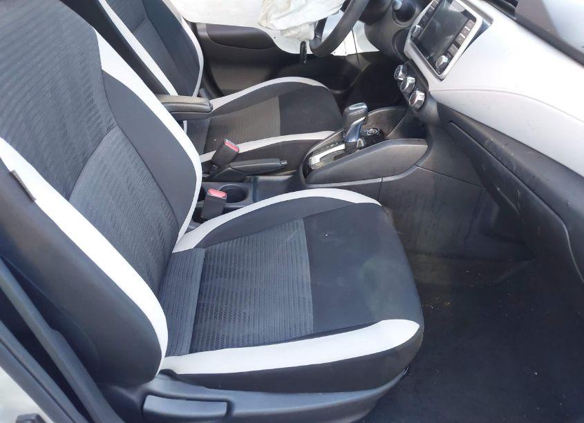 Photo 5 of 2021 Nissan Versa SV XTRONIC CVT (VIN 3N1CN8EV6ML836893)