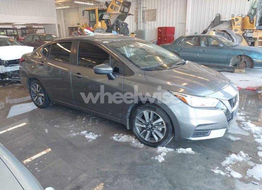 2021 Nissan Versa SV XTRONIC CVT (VIN 3N1CN8EV6ML849952) main photo