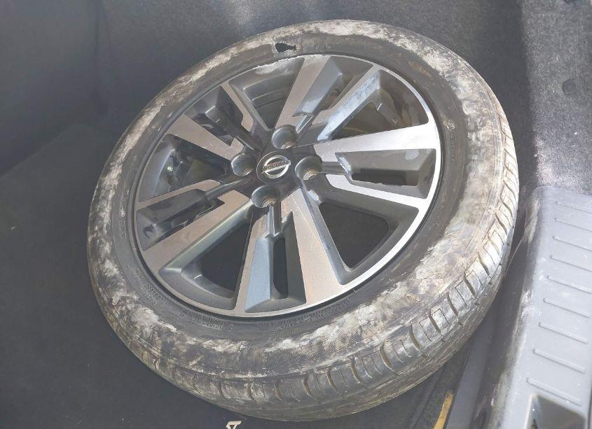 Photo 18 of 2021 Nissan Versa SV XTRONIC CVT (VIN 3N1CN8EV6ML854861)