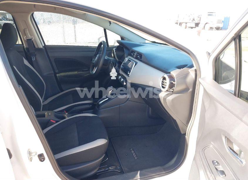 Photo 5 of 2021 Nissan Versa SV XTRONIC CVT (VIN 3N1CN8EV6ML855363)