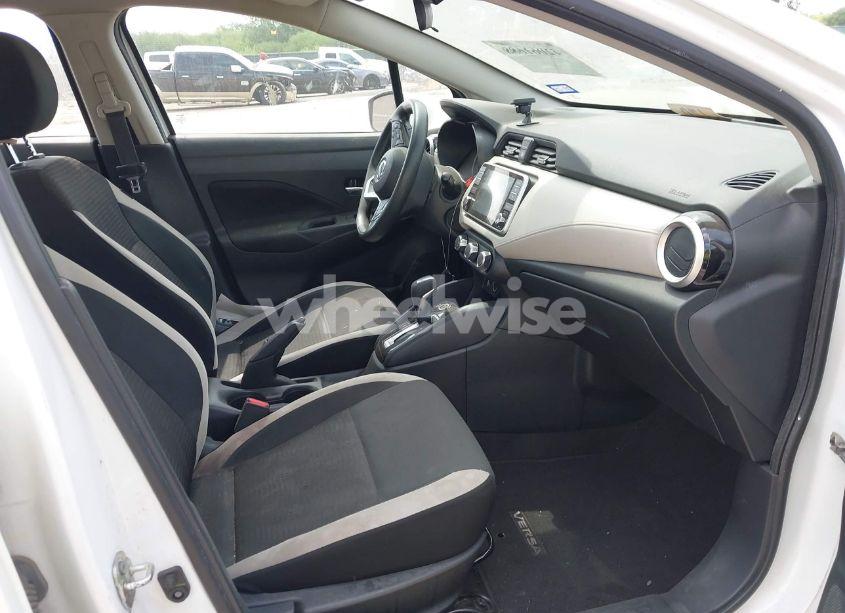 Photo 5 of 2021 Nissan Versa SV XTRONIC CVT (VIN 3N1CN8EV6ML859896)