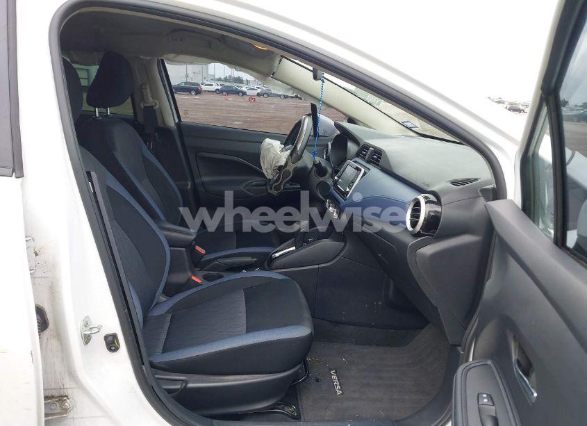 Photo 5 of 2024 Nissan Versa 1.6 SV (VIN 3N1CN8EV6RL878018)