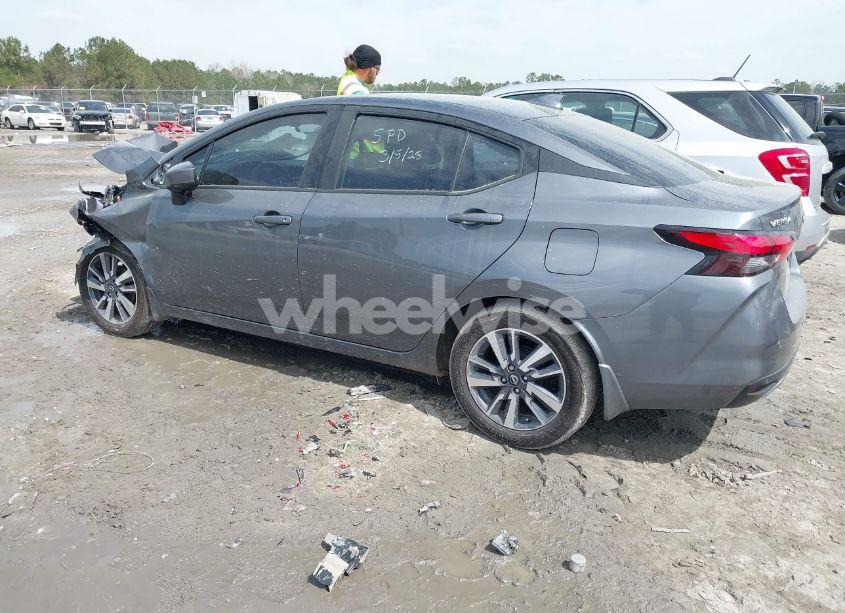 Photo 3 of 2024 Nissan Versa 1.6 SV (VIN 3N1CN8EV6RL882358)