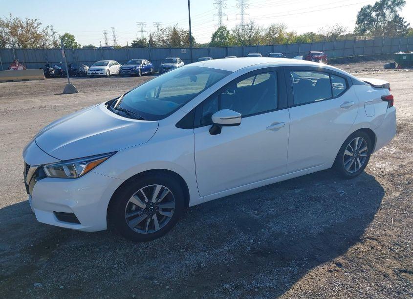 Photo 2 of 2020 Nissan Versa SV XTRONIC CVT (VIN 3N1CN8EV7LL800676)