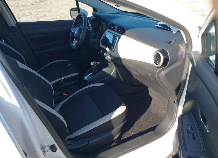 Photo 5 of 2020 Nissan Versa SV XTRONIC CVT (VIN 3N1CN8EV7LL800676)