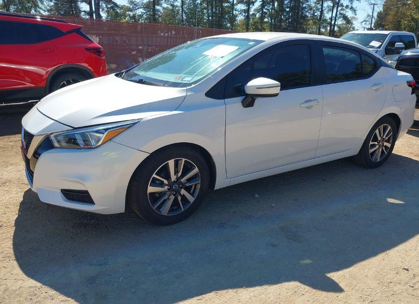 Photo 2 of 2020 Nissan Versa SV XTRONIC CVT (VIN 3N1CN8EV7LL813248)