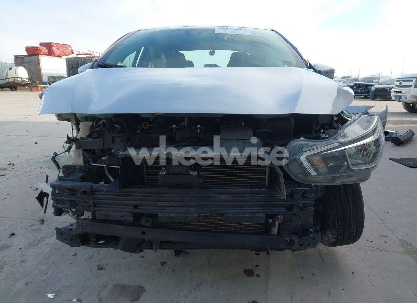 Photo 13 of 2020 Nissan Versa SV XTRONIC CVT (VIN 3N1CN8EV7LL842443)