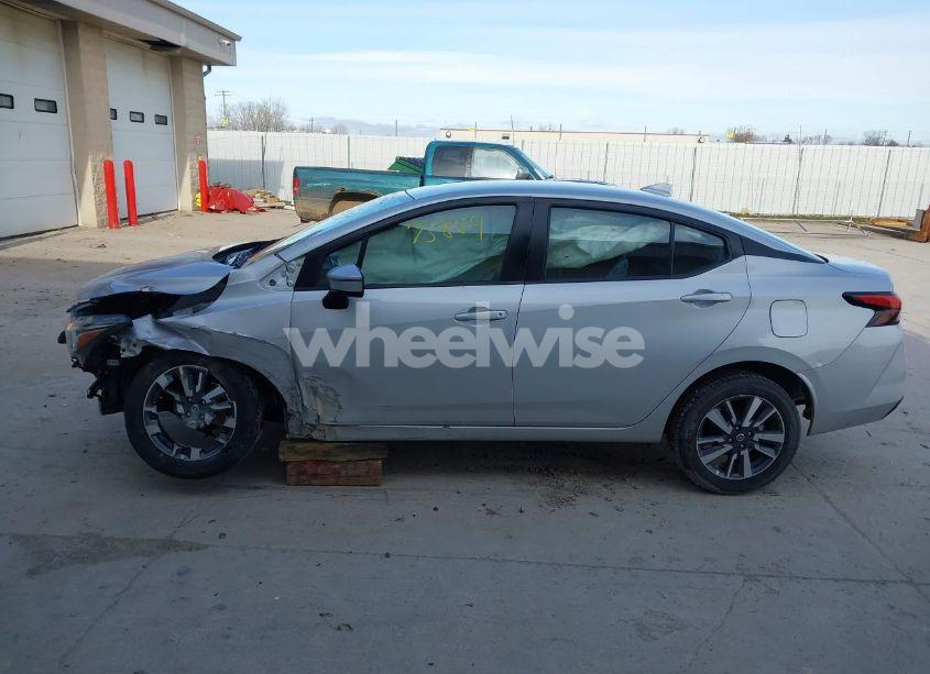 Photo 15 of 2020 Nissan Versa SV XTRONIC CVT (VIN 3N1CN8EV7LL842443)