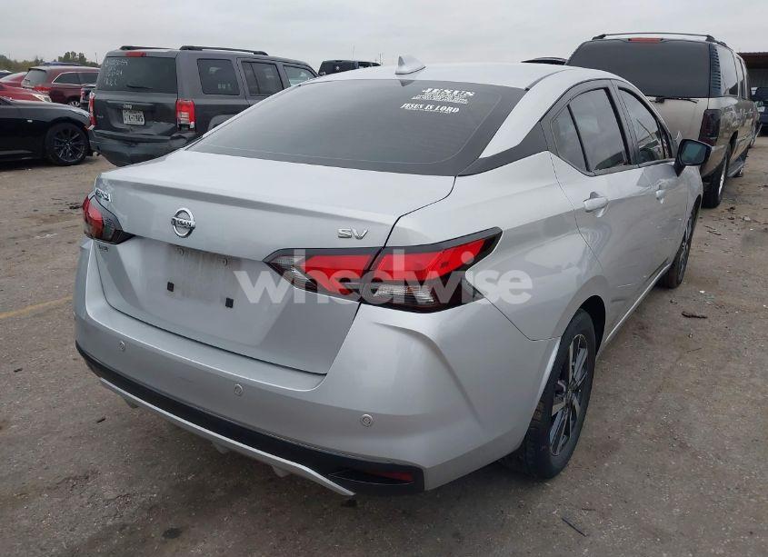 Photo 4 of 2020 Nissan Versa SV XTRONIC CVT (VIN 3N1CN8EV7LL882747)