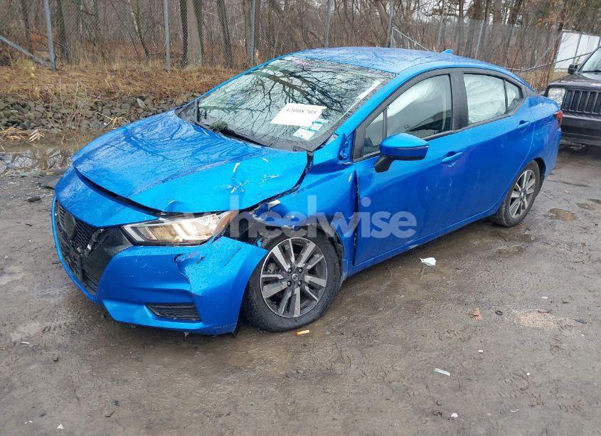 Photo 2 of 2020 Nissan Versa SV XTRONIC CVT (VIN 3N1CN8EV7LL909641)