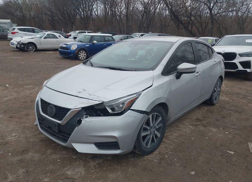 Photo 2 of 2021 Nissan Versa SV XTRONIC CVT (VIN 3N1CN8EV7ML822954)
