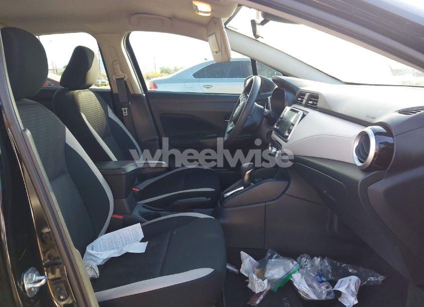 Photo 5 of 2021 Nissan Versa SV XTRONIC CVT (VIN 3N1CN8EV7ML838023)