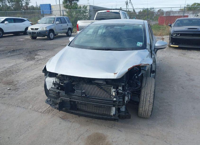 Photo 6 of 2021 Nissan Versa SV XTRONIC CVT (VIN 3N1CN8EV7ML861432)