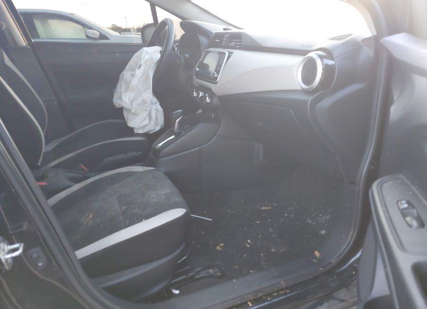 Photo 4 of 2021 Nissan Versa SV XTRONIC CVT (VIN 3N1CN8EV7ML861544)