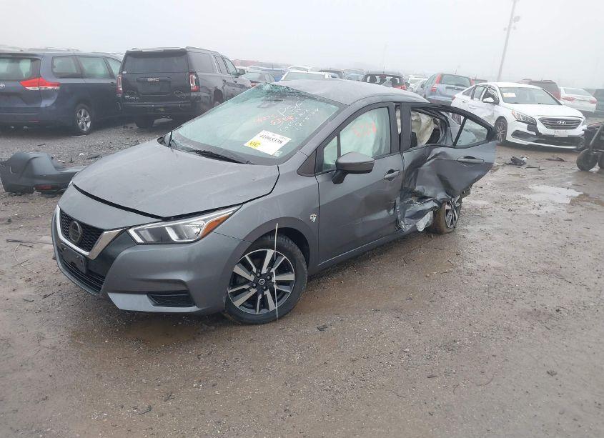 Photo 2 of 2021 Nissan Versa SV XTRONIC CVT (VIN 3N1CN8EV7ML862595)