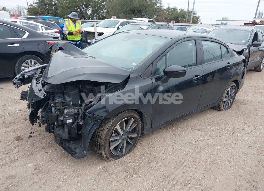 Photo 2 of 2021 Nissan Versa SV XTRONIC CVT (VIN 3N1CN8EV7ML876500)