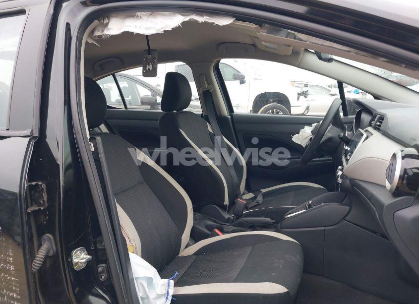 Photo 5 of 2021 Nissan Versa SV XTRONIC CVT (VIN 3N1CN8EV7ML876500)