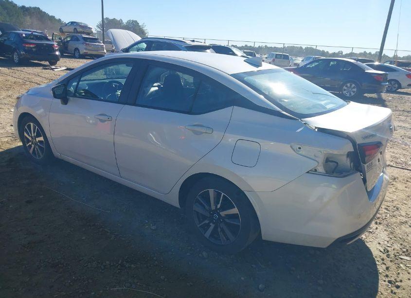 Photo 3 of 2021 Nissan Versa SV XTRONIC CVT (VIN 3N1CN8EV7ML886587)