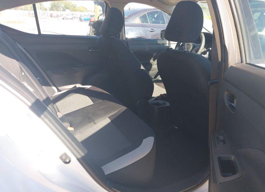 Photo 8 of 2021 Nissan Versa SV XTRONIC CVT (VIN 3N1CN8EV7ML886587)