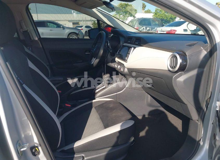 Photo 5 of 2022 Nissan Versa 1.6 SV XTRONIC CVT (VIN 3N1CN8EV7NL849623)